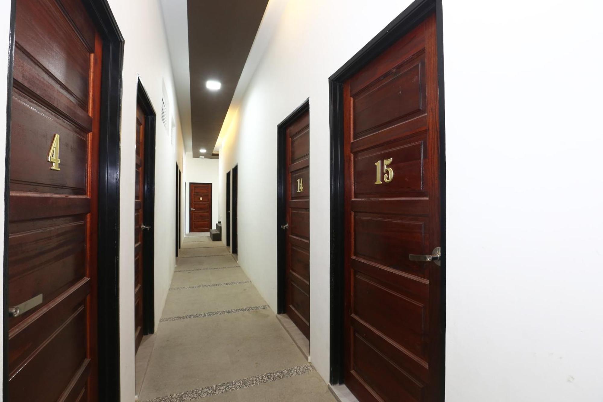 Super Oyo 89678 Ady Hotel Kuala Terengganu Exteriér fotografie